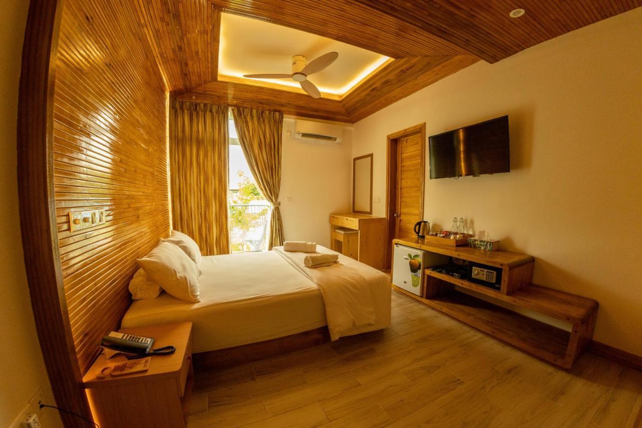 Perla Dhangethi Exterior photo